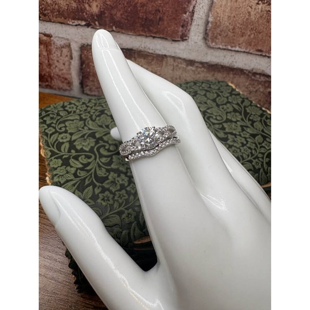 Gorgeous 1 CTW Moissanite Wedding Ring Set 025 Sterling Silver